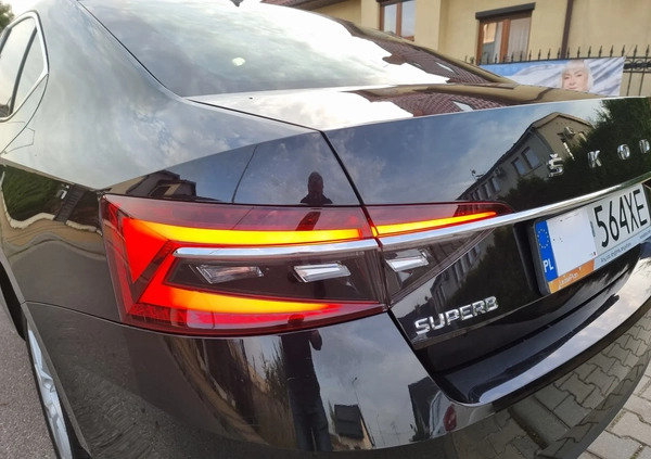 Skoda Superb cena 113899 przebieg: 106000, rok produkcji 2019 z Sosnowiec małe 781